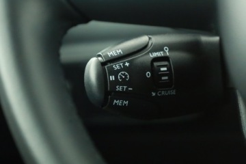 Citroen C3 III Hatchback Facelifting 1.2 PureTech 83KM 2023 Citroen C3 1.2 PureTech, Salon Polska, zdjęcie 15