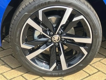 Skoda Kamiq Crossover Facelifting 1.5 TSI 150KM 2025 SKODA Kamiq Monte Carlo 1.5 TSI DSG Suv 150KM 2025, zdjęcie 11