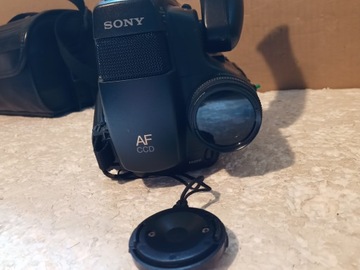 SONY CCD-TR50E + сумка