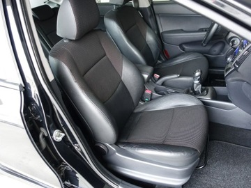 Hyundai i30 I Hatchback Facelifting 1.4 DOHC 109KM 2011 Hyundai i30 1.4 Ben.110KM/Klimatronik/Pół, zdjęcie 19