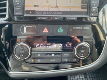 Mitsubishi Outlander III 2015 Mitsubishi Outlander AUTOMATNAWIGACJAKSENONYNAPED 4X4GWARANCJA7 MIEJSC, zdjęcie 9