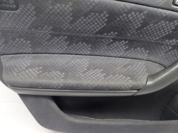 ОБИВКА БОКОВОЙ ДВЕРИ ЛЕВАЯ ПЕРЕДНЯЯ MERCEDES-BENZ C CLASS W203