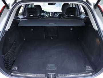 Volvo XC60 II Crossover T5 250KM 2020 Volvo XC60 B5 AWD, Salon Polska, Serwis ASO, 4X4, zdjęcie 13