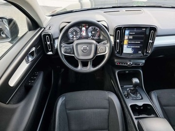 Volvo XC40 Crossover 1.5 T3 156KM 2018 Volvo XC 40 ___T3 Benzyna 156KM FULL LED Virtual Skora Panorama HarmanKard, zdjęcie 19