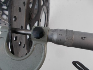 Диски дисковые тормозные передние Yamaha Fazer FZS 600 98-03