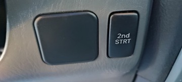 Toyota Land Cruiser IV 2006 Toyota Land Cruiser 3.0d4d napedy dvd w podsufitce zabezpieczon antykorozy, zdjęcie 20