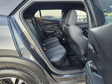 Peugeot 2008 II SUV 1.5 BlueHDi 130KM 2020 Peugeot 2008 1,5 diesel 130KM GT Automat, zdjęcie 7