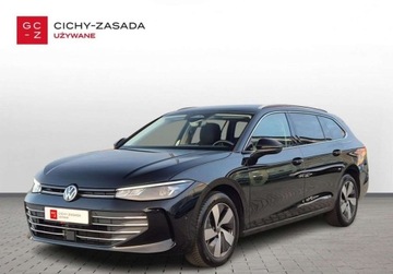 Volkswagen Passat B8 Variant Facelifting 1.5 TSI EVO 150KM 2025 Volkswagen Passat 1.5eTSI 150KM DSG Business ACC HAK Kamera360 Climatronic