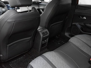 Peugeot 408 Crossover 1.2 PureTech 130KM 2023 Peugeot 408 DW4XE64#1.2 PureTech Allure Pack EAT8, zdjęcie 21