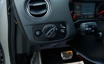 Ford Mondeo IV Sedan 2.0 Duratorq TDCi DPF 140KM 2009 Ford Mondeo 2.0 TDCI Titanium S Navi Polskor BiXenon PDC Grzana szyba CONV, zdjęcie 21