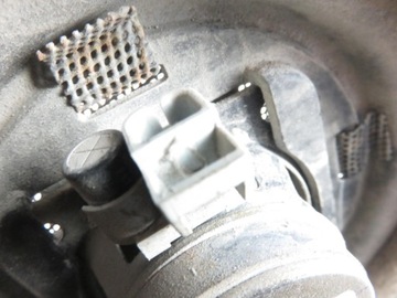 REPRODUKTOR KRYT HUMMER H2 15054683