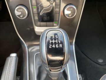 Volvo V40 II Hatchback Facelifting 2.0 D2 120KM 2017 Volvo V40 CROSS COUNTRY LEDY NAWIGACJA PARKTRONIC KLIMA PODGRZEWANE FOTELE, zdjęcie 14