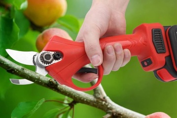 Электрические аккумуляторные секаторы 21В до 30мм +2AKU