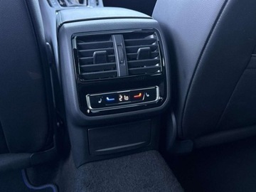 Volkswagen Arteon Shooting Brake R 2.0 TSI 320KM 2023 Volkswagen Arteon R 4Motion DCC ACC HarmanKardon Panoramiczny Dach Faktura, zdjęcie 35