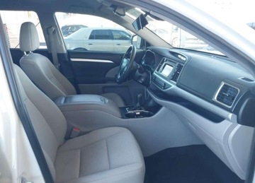 Toyota Highlander II 2019 Toyota Highlander LE, V6, od ubezpieczalni 3.5 Benzyna 295KM, zdjęcie 10