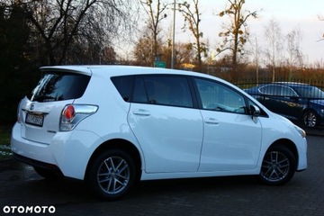 Toyota Verso Minivan Facelifting 1.6 D-4D 112KM 2015 Toyota Verso Toyota Verso 1.6 D-4D 7-Sitzer StartStop Skyview Edition 1.6, zdjęcie 10