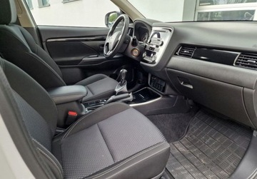 Mitsubishi Outlander III SUV Facelifting 2017 2.0 150KM 2018 Mitsubishi Outlander Salon PL Dealer Mitsubishi 2.0 Benzyna 150KM, zdjęcie 17