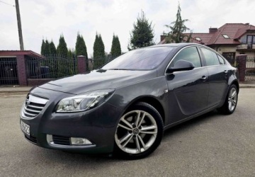 Opel Insignia I Sedan 2.0 Turbo ECOTEC 220KM 2012 Opel Insignia Opel Insignia 2.0 Turbo Cosmo 2.0 Benzyna 220KM