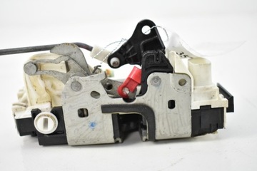 ZÁMEK DVEŘE PRAVÝ ZADNÍ JEEP PATRIOT 08R