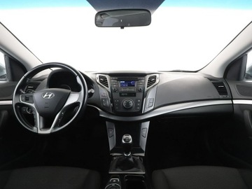Hyundai i40 Kombi 1.6 GDI 135KM 2015 Hyundai i40 135KM, klima, Bluetooth, zdjęcie 14