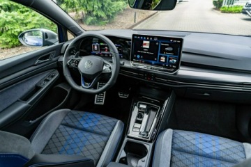 Volkswagen Golf VIII R Facelifting 2.0 TSI 333KM 2026 Volkswagen Golf Variant R 2.0 TSI 4Motion 333 KM, zdjęcie 24