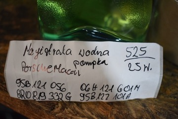 IDEALNI MADL VODNÍ PŘÍVODY PUMPIČKA VODY PORSCHE MACAN 1