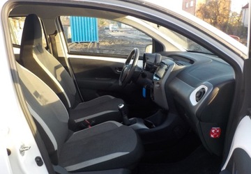 Toyota Aygo II Hatchback 3d Facelifting 1.0 VVT-i 72KM 2020 Toyota Aygo Okazja Benzyna 72KM, zdjęcie 15