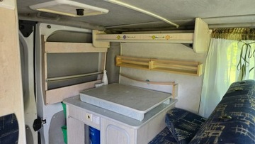 Renault Trafic II Furgon 2.5 dCi 150KM 2004 Renault Trafic Kamper, zdjęcie 19