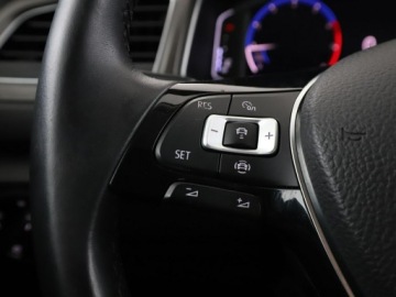 Volkswagen T-Roc I SUV 1.0 TSI 115KM 2018 Volkswagen T-Roc Style virtual PDC tempomat, zdjęcie 31