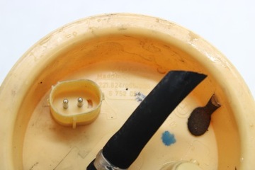 BMW E46 320D M47 SENZOR PLOVÁK ÚROVNI PALIVA 6752054 DIESEL