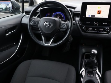 Toyota Corolla XII Sedan 1.5 VVT-i 125KM 2022 Toyota Corolla 1.5 VVT-i, Salon Polska, zdjęcie 6