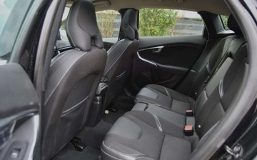 Volvo V40 II Cross Country D2 115KM 2013 Volvo V40 GWARANCJA, LIFT, Panorama, Nawigacja, City Safety, Ladnie utrzym, zdjęcie 5