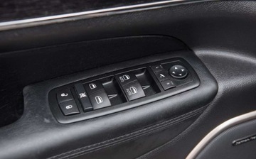 Jeep Grand Cherokee IV Terenowy Facelifting 3.0 CRD 250KM 2016 Jeep Grand Cherokee SUMMIT 3.0D 250Ps Ledy Xenony Panorama Radar Navi Skor, zdjęcie 19