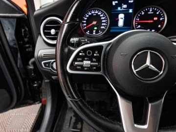 Mercedes GLC C253 SUV Facelifting 2.0 220d 194KM 2021 MERCEDES-BENZ GLC 220 d 4-Matic Suv 194KM 2021, zdjęcie 15
