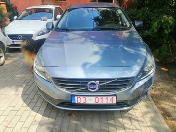 Volvo V60 I Kombi Facelifting 2.0 D2 DRIVE-E 120KM 2017 Volvo V60 I 2.0 bezwypadkowy, serwisowany (MY 2018), zdjęcie 2