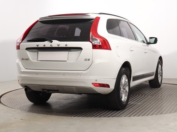 Volvo XC60 I SUV Facelifting 2.0 D3 DRIVE-E 150KM 2016 Volvo XC60 D3, Salon Polska, Serwis ASO, Automat, zdjęcie 4