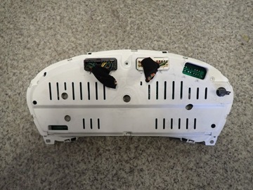 HYUNDAI TUCSON 2.0 CRDI 04- BUDÍKY PŘÍSTROJOVÁ DESKA