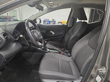 Toyota Yaris IV Hatchback 1.5 Dynamic Force 125KM 2023 Toyota Yaris 1,5-Dual-VVT-iE IV (2020-) Yaris COMF, zdjęcie 14