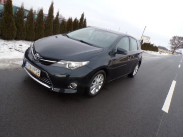 Toyota Auris II Touring Sports D-4D 125 124KM 2013 TOYOTA AURIS 2.0 D4D Z NIEMIEC NAVI ALU SKÓRA, zdjęcie 1