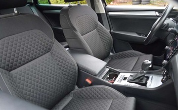 Skoda Superb III Kombi Facelifting 2.0 TDI 190KM 2020 Skoda Superb 2,0 TDI 190 KM DSG FULL LED Nawigacja Klimatronik 2.0 Diesel, zdjęcie 29