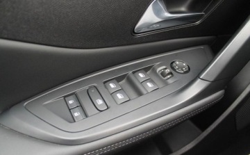 Peugeot 2023 Peugeot 308 Allure EAT8 1.2 Benzyna 130KM, zdjęcie 13