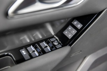 Land Rover Range Rover Velar SUV PHEV 2.0 404KM 2024 Land Rover Range Rover VELAR PHEV 404KM Dynamic SE, zdjęcie 25