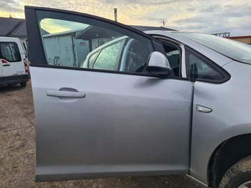 DRZWI PRZÓD PRZEDNIE PRAWE Z176 ASTRA IV J