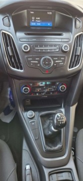 Ford Focus III Kombi Facelifting 1.5 TDCi ECOnetic 105KM 2017 Ford Focus 1,5TDCI 105KM Super Stan lift Import Raty Oplaty 1.5 Diesel, zdjęcie 23