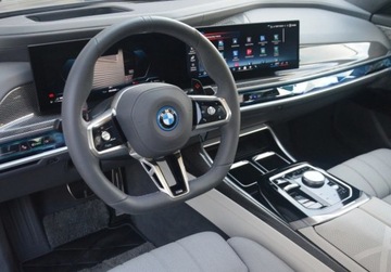 BMW Seria 7 G70 Sedan Plug-In 3.0 50e 489KM 2024 BMW Seria 7 M760e Phev xDrive M Sport Dostawa pod dom w cenie Dealer BMW B, zdjęcie 7
