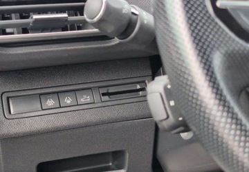 Peugeot 3008 II Crossover Facelifting  1.6 PureTech 180KM 2021 Peugeot 3008 1.6 PureTech GT Pack SS EAT8 SalonPL FVat Od Reki 1.6 Benzyna, zdjęcie 16