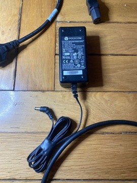 Zasilacz POLYCOM PSC18U-480 48V 0.38A z kablem zasilającym w komplecie