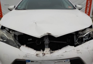 Toyota Auris II 2014 Toyota Auris Okazja 1.8 Hybryda 99KM, zdjęcie 2