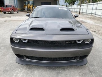 Dodge Challenger III 2021 Dodge Challenger Srt Hellcat Redeye 2021 6.2 Benzyna 797KM, zdjęcie 5