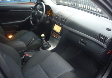 Toyota Avensis II Sedan 2.0 D-4D 126KM 2008 Toyota Avensis Toyota Avensis II Salon PL 2.0 Diesel 126KM, zdjęcie 17